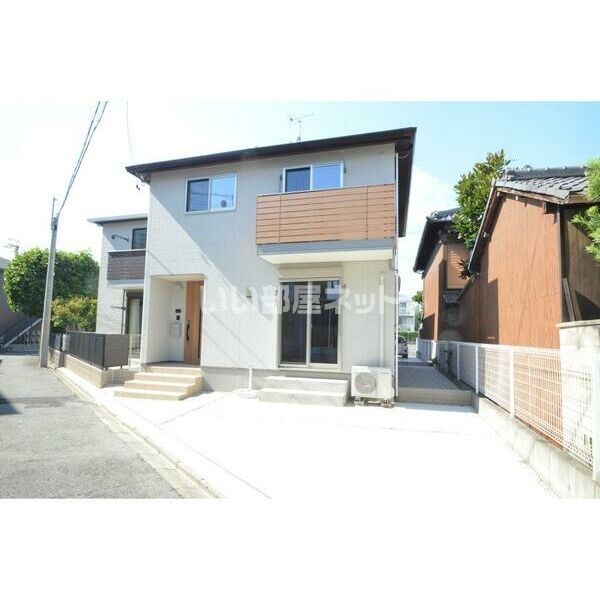 春岡戸建賃貸 A棟の外観画像