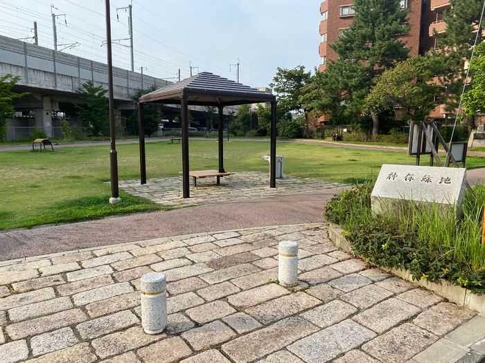 近くに施設あり