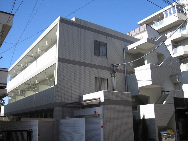 アンソレイエの外観画像