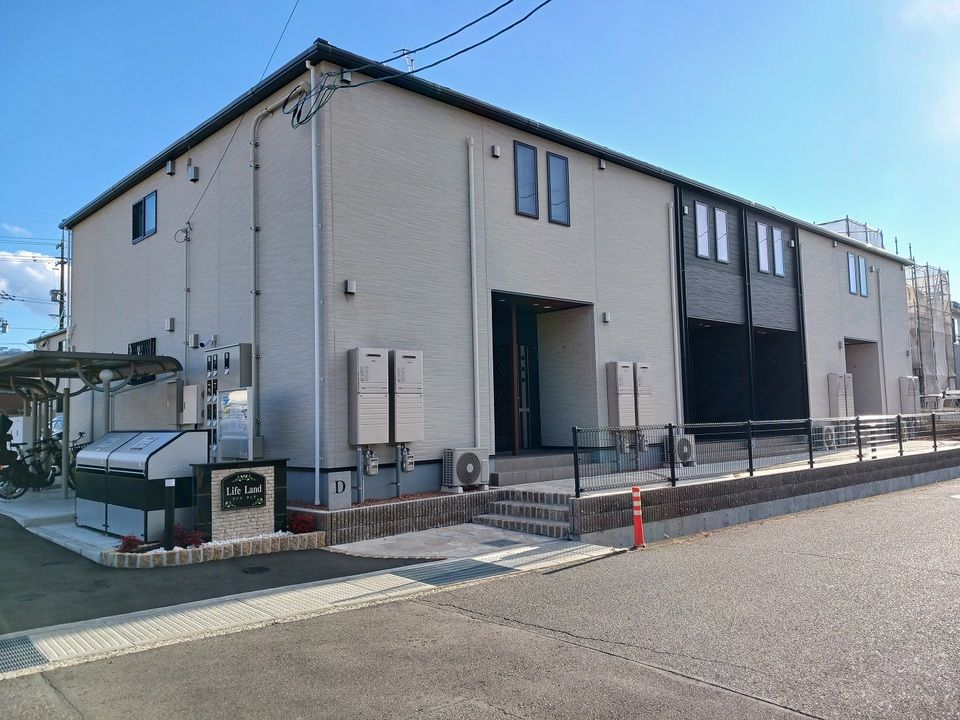 湯野駅より徒歩9分 築2年11ヶ月 2階建の賃貸物件