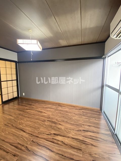 洋室