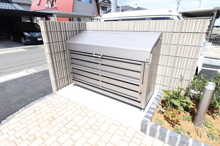 近くに施設あり