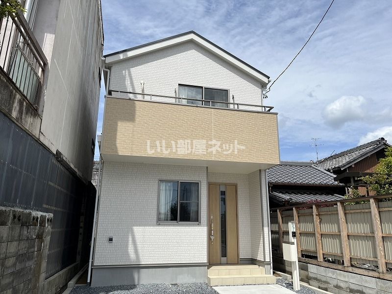 萱町貸家の外観画像