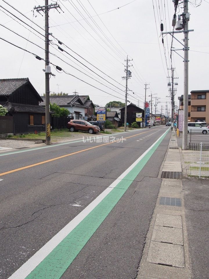 近くに施設あり