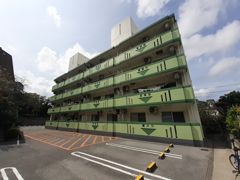 ルートイレブンの外観画像