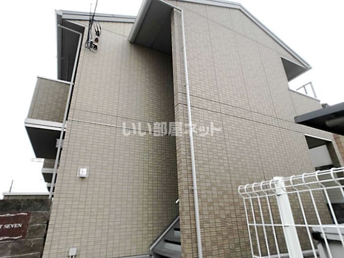 WEST SEVENの外観画像