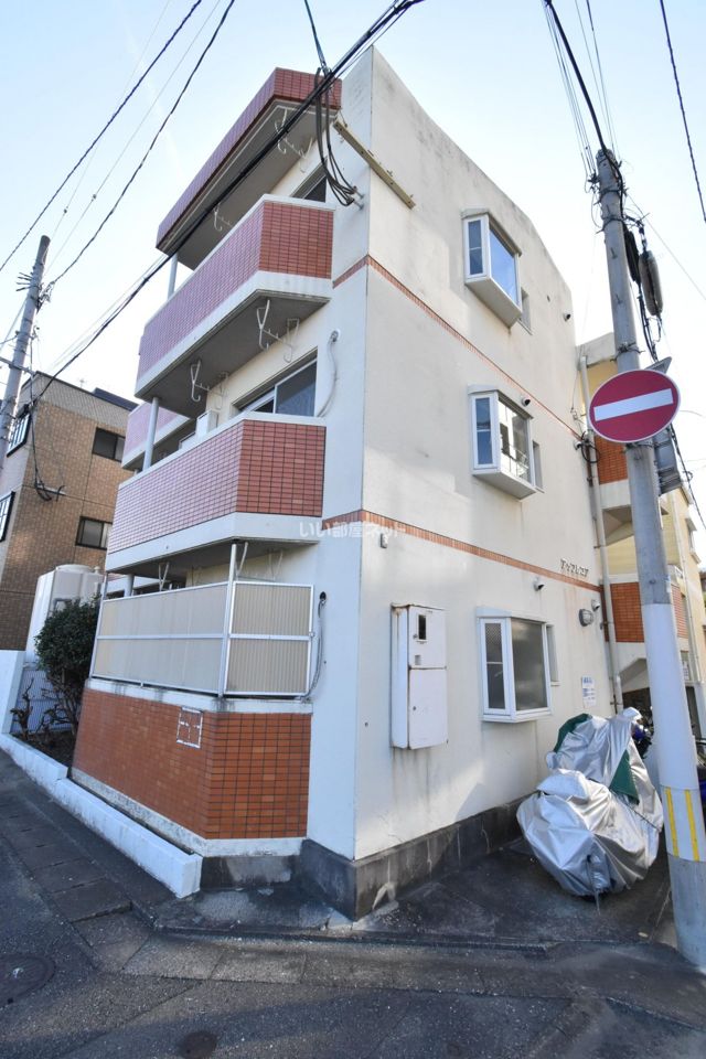 エルモスリバーサイドの外観画像