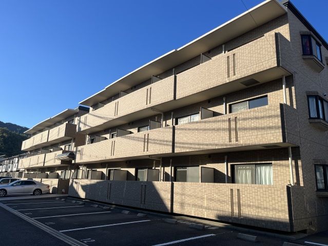 【大町東】カサグランデⅡの外観画像