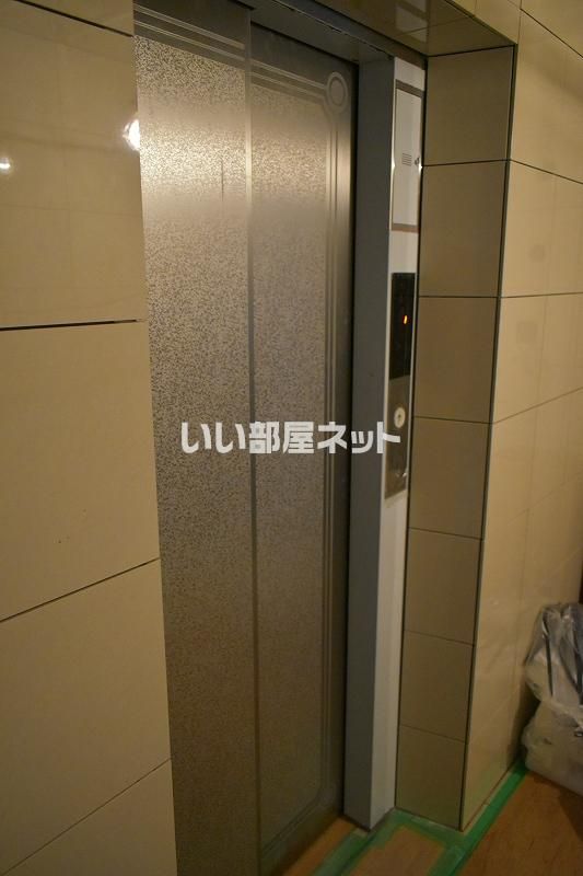 ロビー