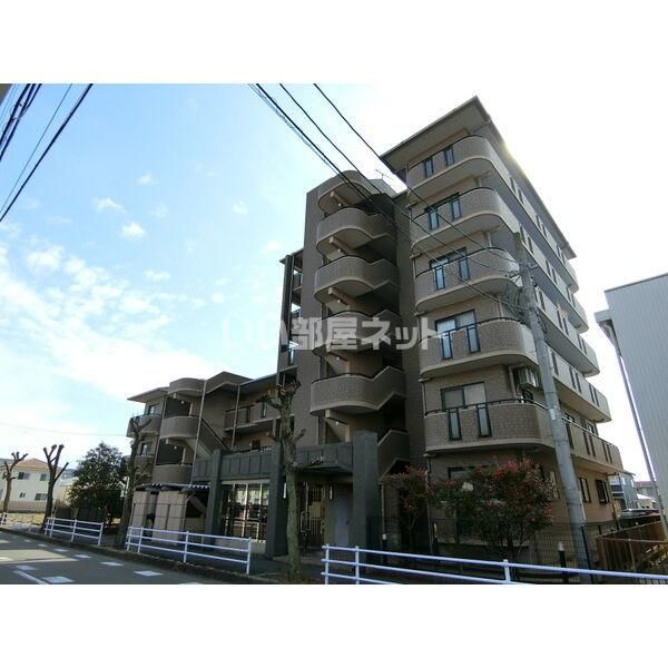 クリスタル・アイの外観画像