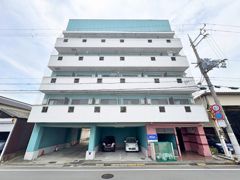 フォースアベニューの外観画像