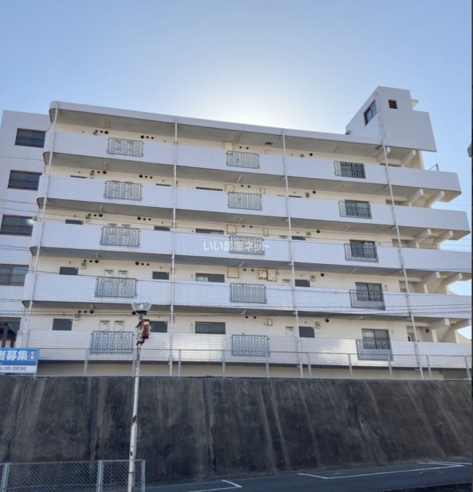 テック藤原の外観画像