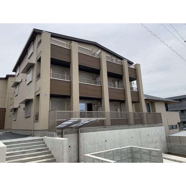 セレーノ江田 1の外観画像