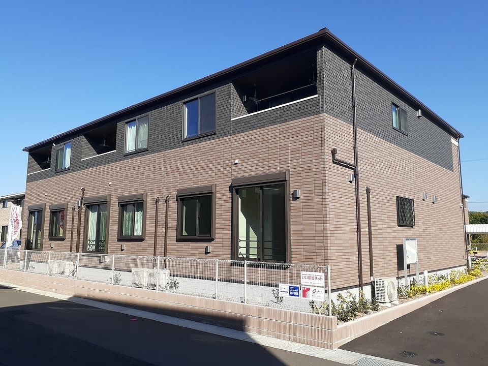 東唐津駅よりバス5分 徒歩10分 築2年5ヶ月 2階建の賃貸物件
