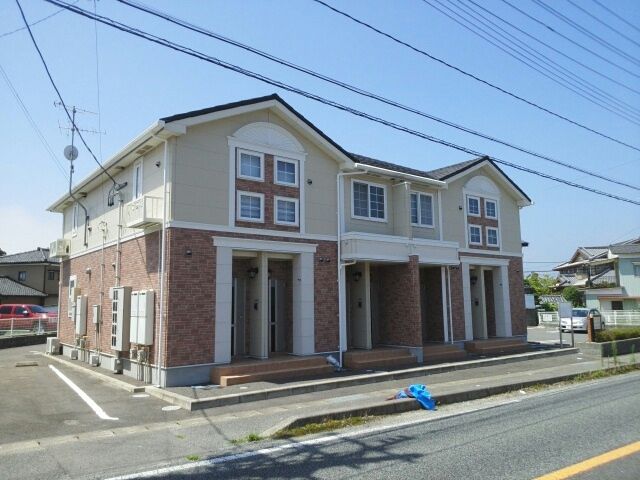 泉駅よりバス11分 徒歩15分 築18年2ヶ月 2階建の賃貸物件