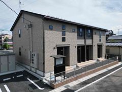 プラージュの外観画像