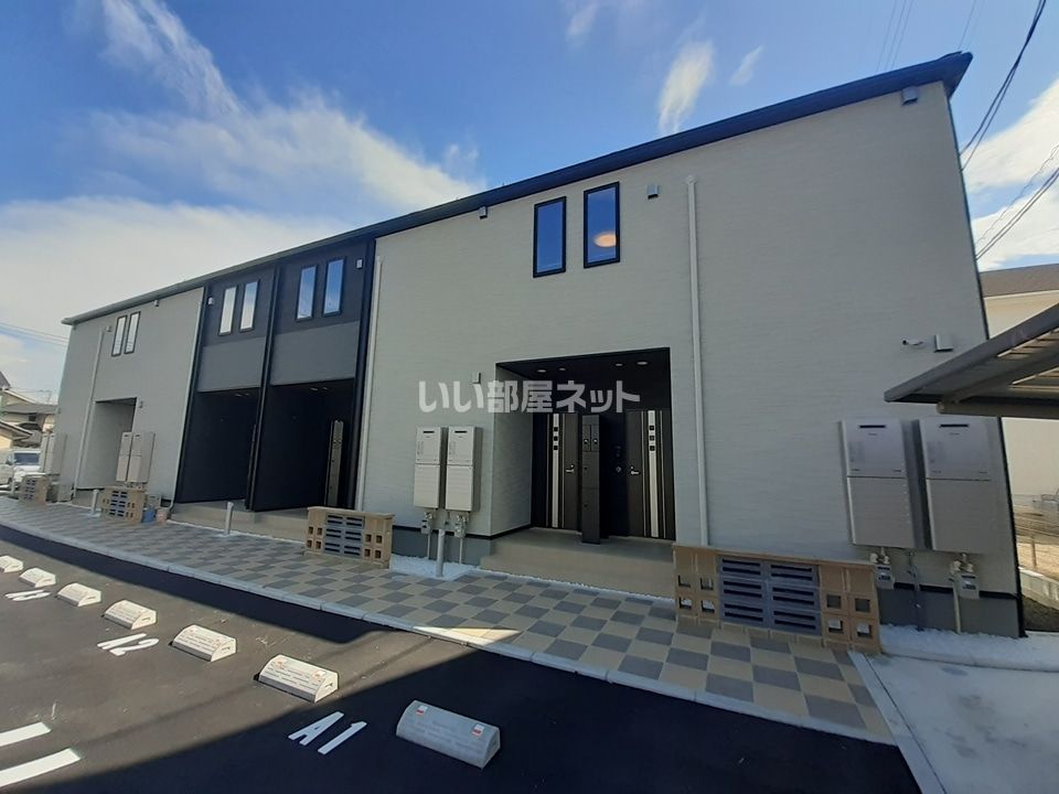 マカニ レア Aの外観画像