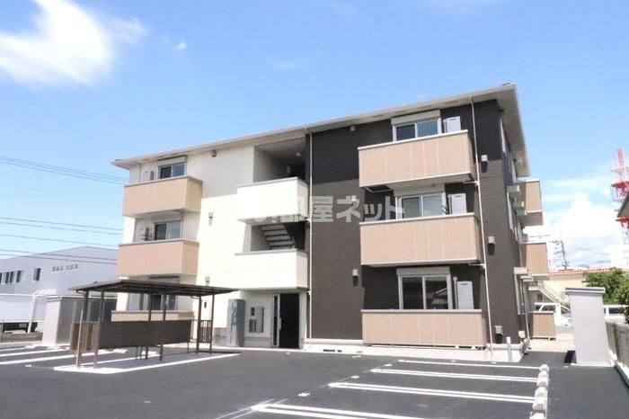 ロイヤルクレセントの外観画像
