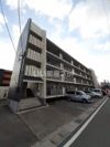 カンパーナ城の東の外観