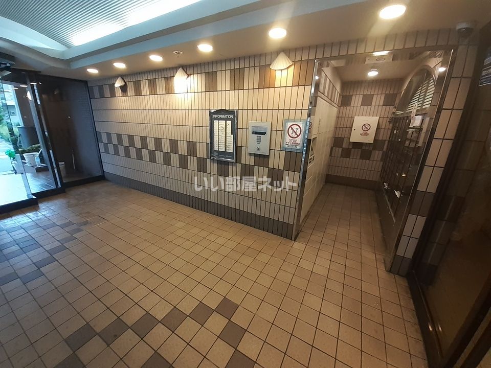 ロビー