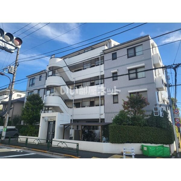 サムズコートの外観画像