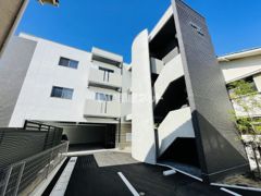 C.peace 1948の外観画像