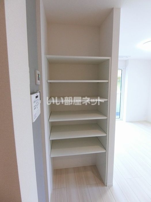 収納