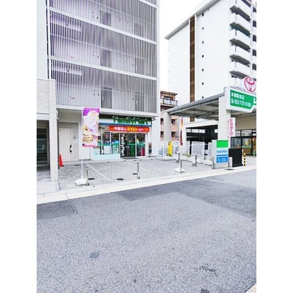 近くに施設あり