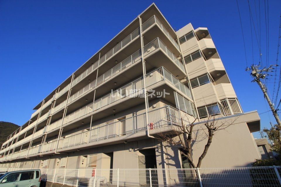 クリーンピア京見の外観画像