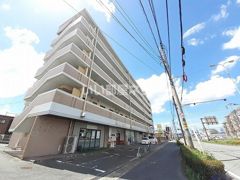リファインドビルの外観画像