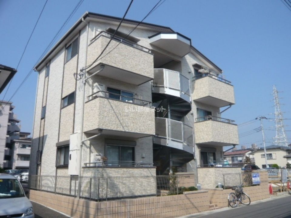 ルシェロ壱番館の外観画像