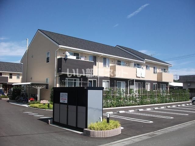 高鍋駅よりバス8分 徒歩5分 築16年1ヶ月 2階建の賃貸物件