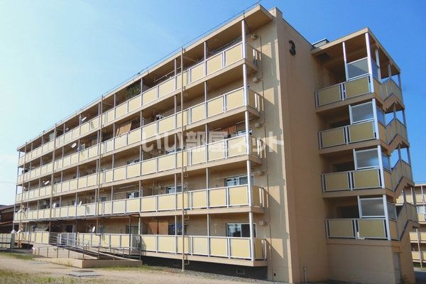 ビレッジハウス川瀬4号棟の外観画像