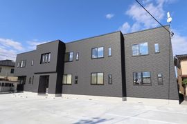 Clover Awajimaの外観画像