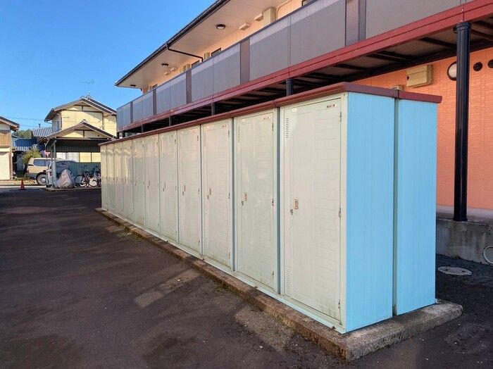 近くに施設あり