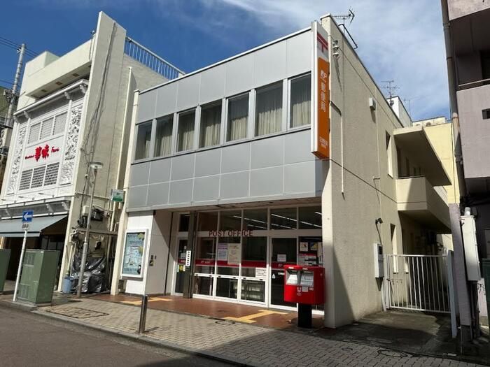 近くに施設あり