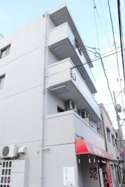 クイーンズ中広の外観画像