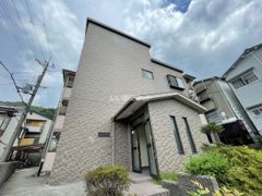 トゥ・レ・ジューの外観画像