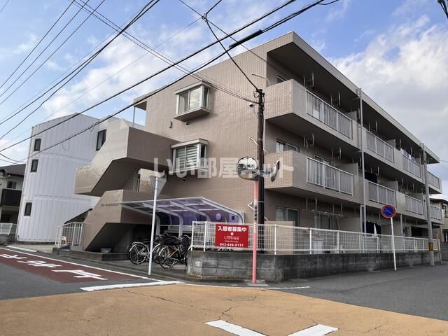ヴィーウェルマンションの外観画像