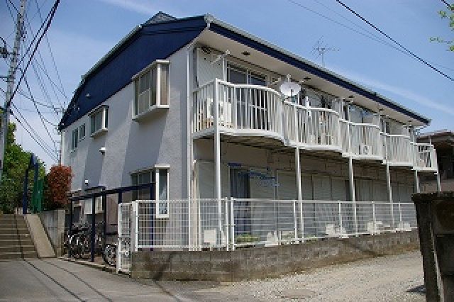 ホワイトドアーの外観画像