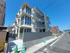 タウンコートカレラⅣの外観画像