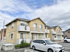 ヴィラ トガリーゼ Bの外観画像