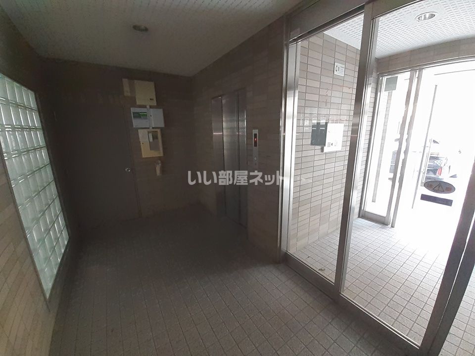 ロビー