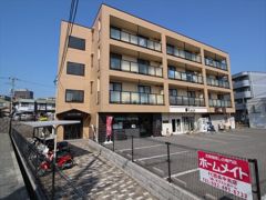 プレシアス中央の外観画像