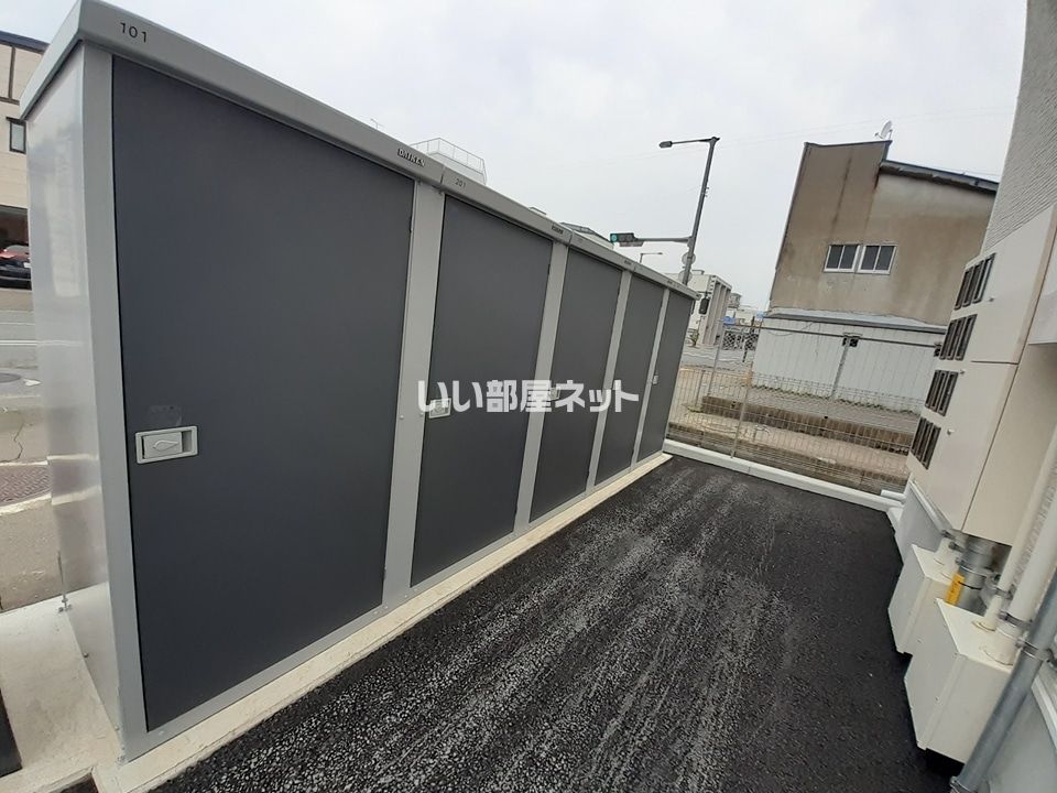 その他