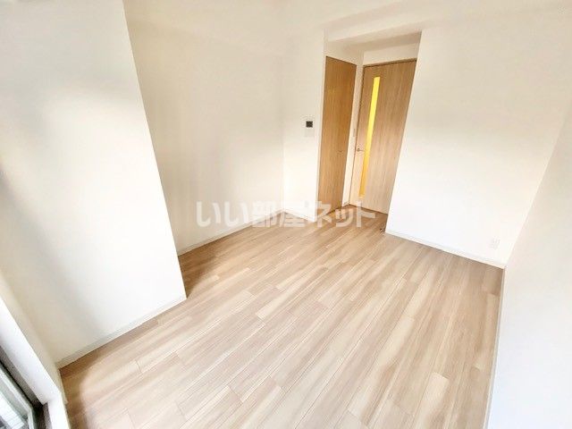 ベッドルーム
