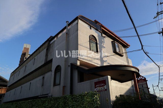 サンハイツ長尾の外観画像