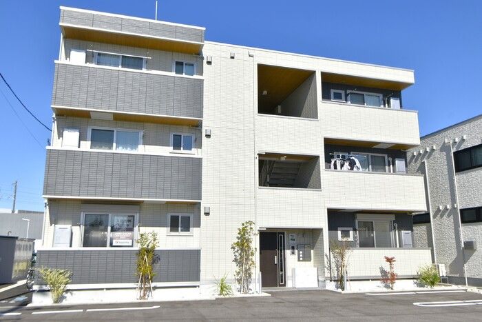 D‐ROOM女池上山IIの外観画像