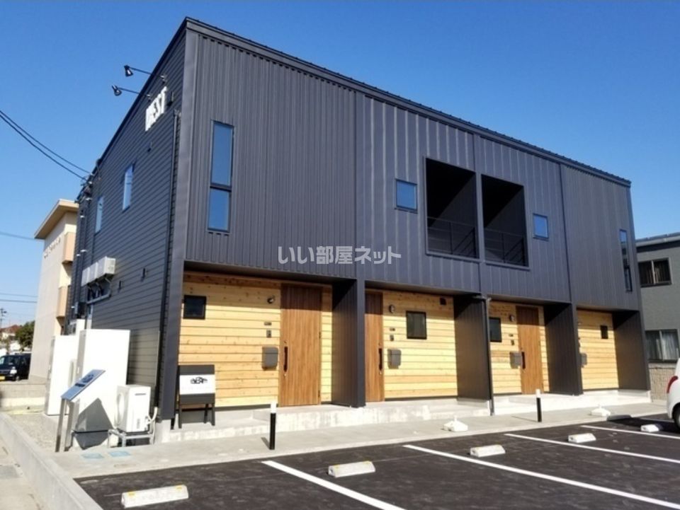 ビームスクエア(WEST)の外観画像