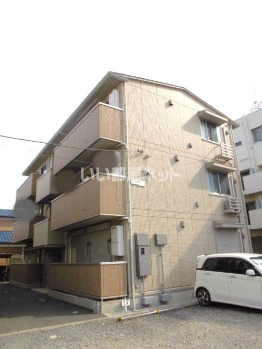 クレセントガーデンの外観画像